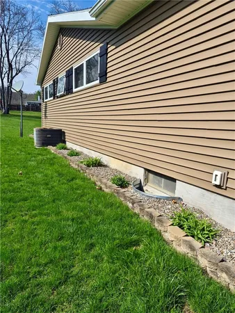 $285,000 | 16 Acorn Avenue, Southport, NY 14871