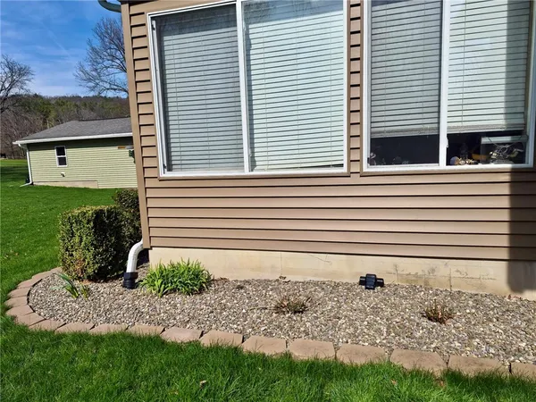 $285,000 | 16 Acorn Avenue, Southport, NY 14871