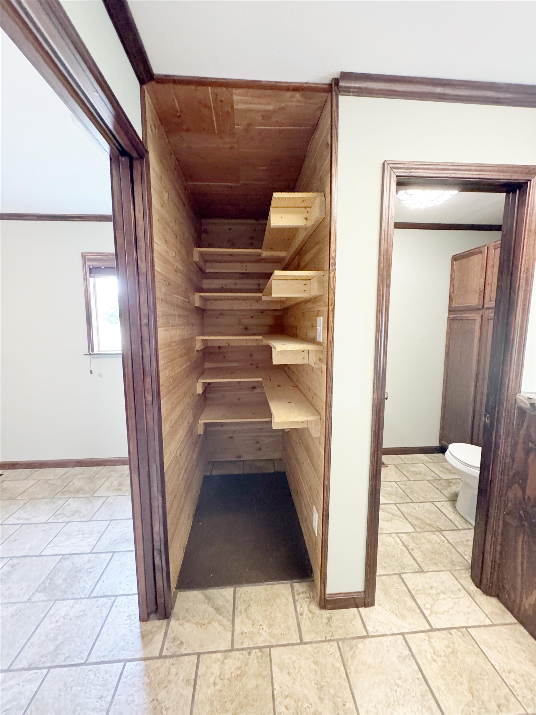951 Sloan Road Burlison, TN 38015 - Photo 11 of 29 a view of entryway