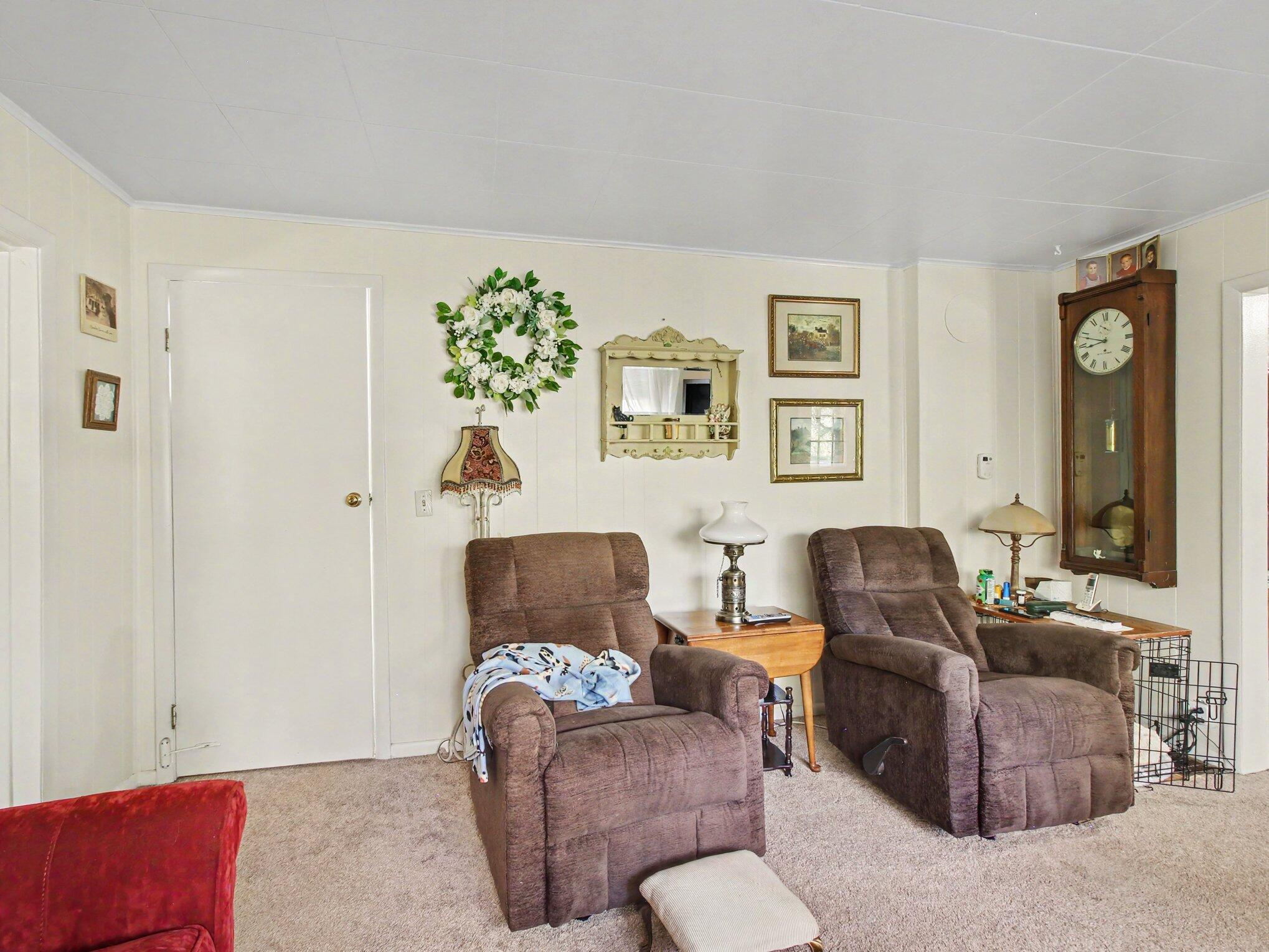 12222 Butler Road Cheboygan, MI 49721 - Photo 15 of 42 020_file_4302