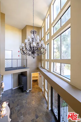 $3,700 | 13030 Valleyheart Drive, Unit 122, Studio City, CA 91604