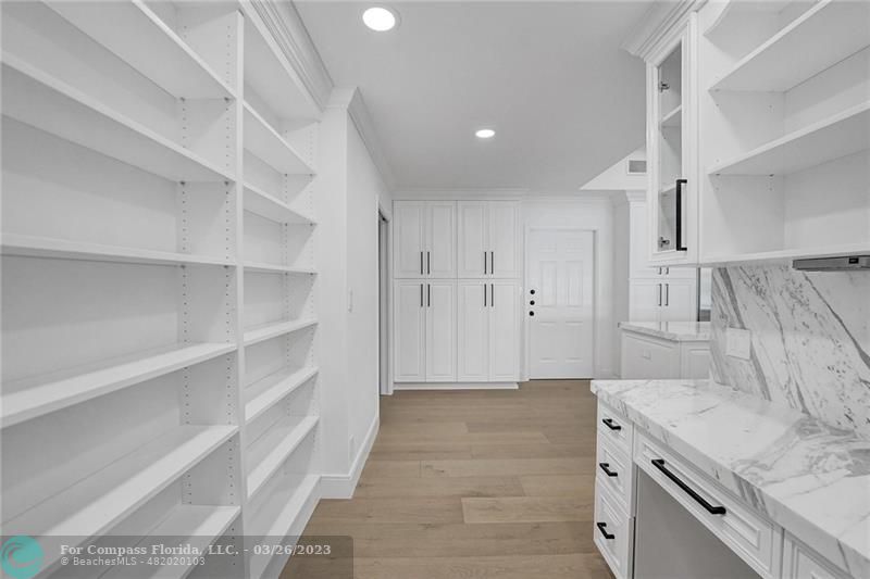 19 Seneca Road Sea Ranch Lakes, FL 33308 - Photo 15 of 48