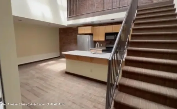 $2,195 | 113 Pere Marquette Drive, Unit 210, Lansing, MI 48912