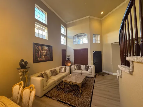 $4,700 | 10 Rhine Circle, Salinas, CA 93906