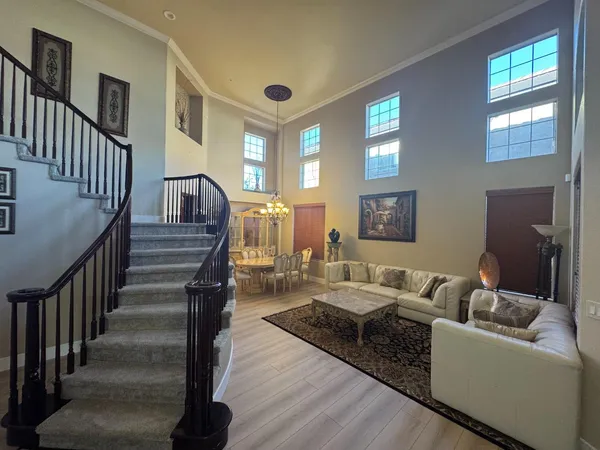 $4,700 | 10 Rhine Circle, Salinas, CA 93906