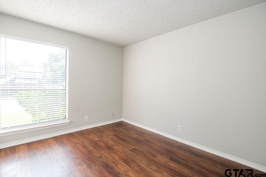 5809 Hollytree Drive Tyler, TX 75703 - Photo 14 of 32