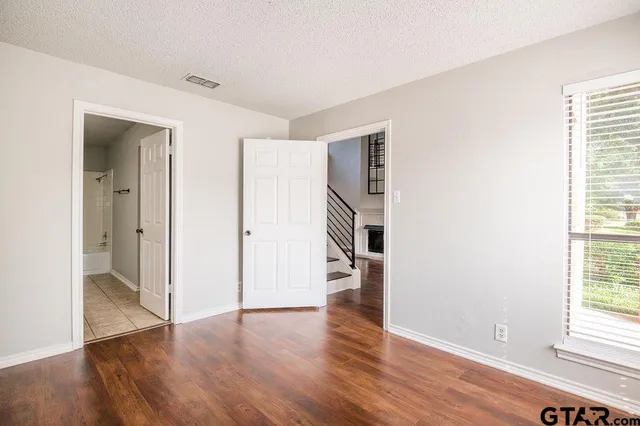 $1,600 | 5809 Hollytree Drive, Tyler, TX 75703