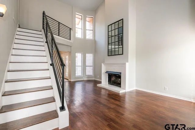 $1,600 | 5809 Hollytree Drive, Tyler, TX 75703