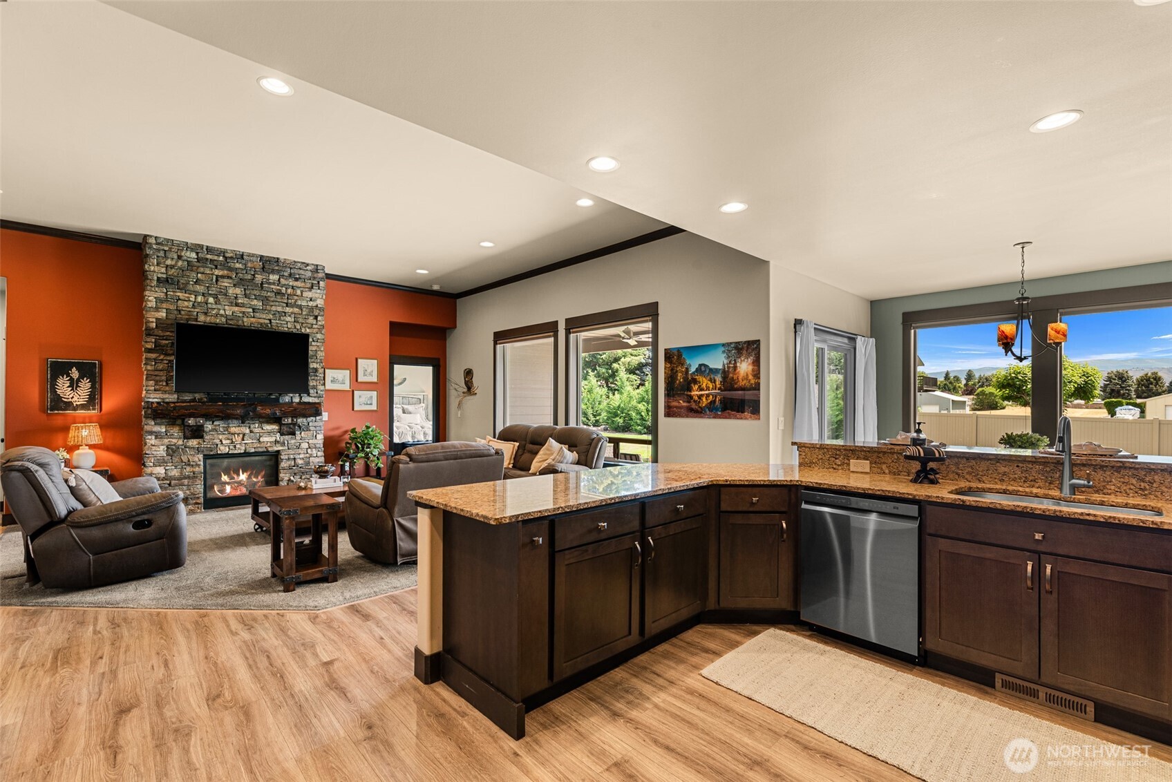 2777 Northwest Arlenes East Wenatchee, WA 98802 - Photo 21 of 40