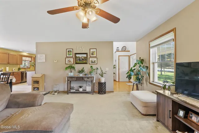 $559,900 | 121 Pioneer Drive, Broadalbin, NY 12025