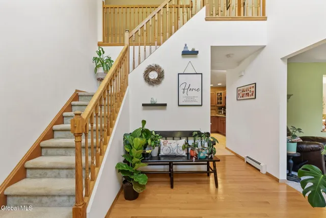 $559,900 | 121 Pioneer Drive, Broadalbin, NY 12025