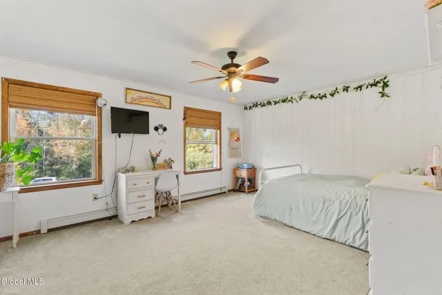 $559,900 | 121 Pioneer Drive, Broadalbin, NY 12025