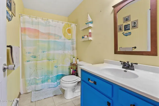 $559,900 | 121 Pioneer Drive, Broadalbin, NY 12025