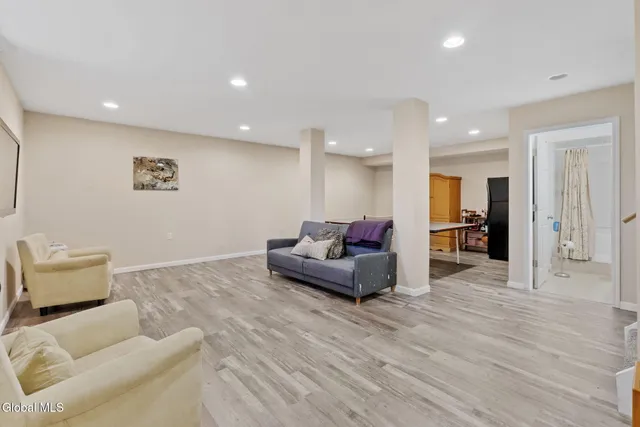 $559,900 | 121 Pioneer Drive, Broadalbin, NY 12025