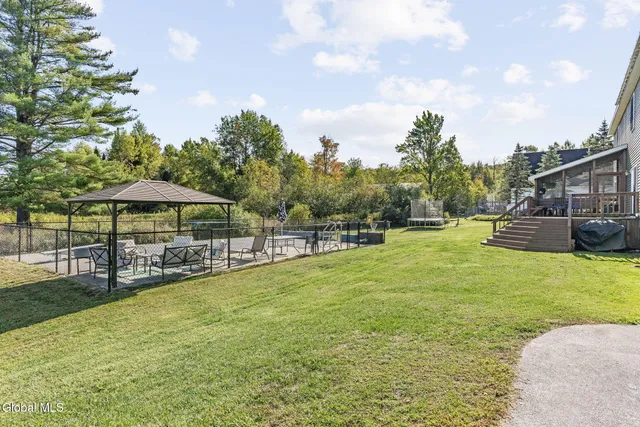 $559,900 | 121 Pioneer Drive, Broadalbin, NY 12025