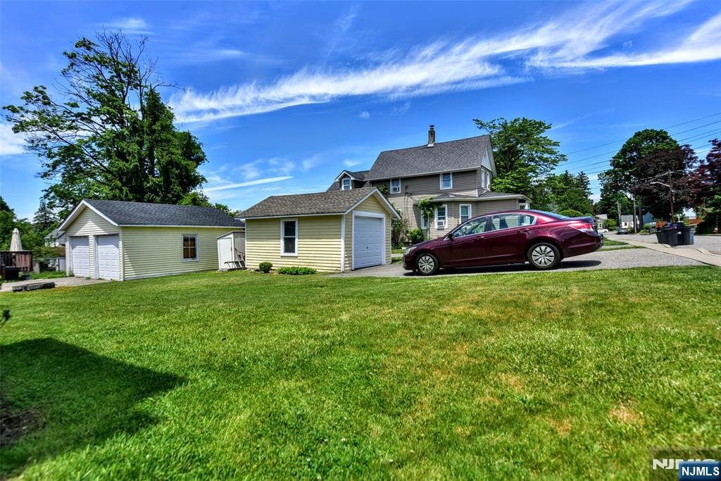 52 Central Avenue Butler, NJ 07405 - Photo 29 of 34