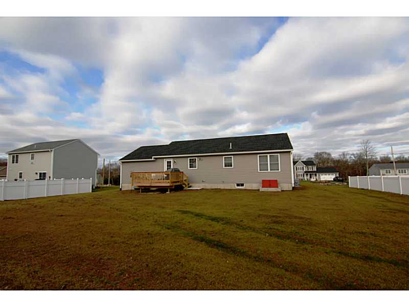 35 Fieldstone Way Westerly, RI 02891 - Photo 12 of 13 Exterior Back.