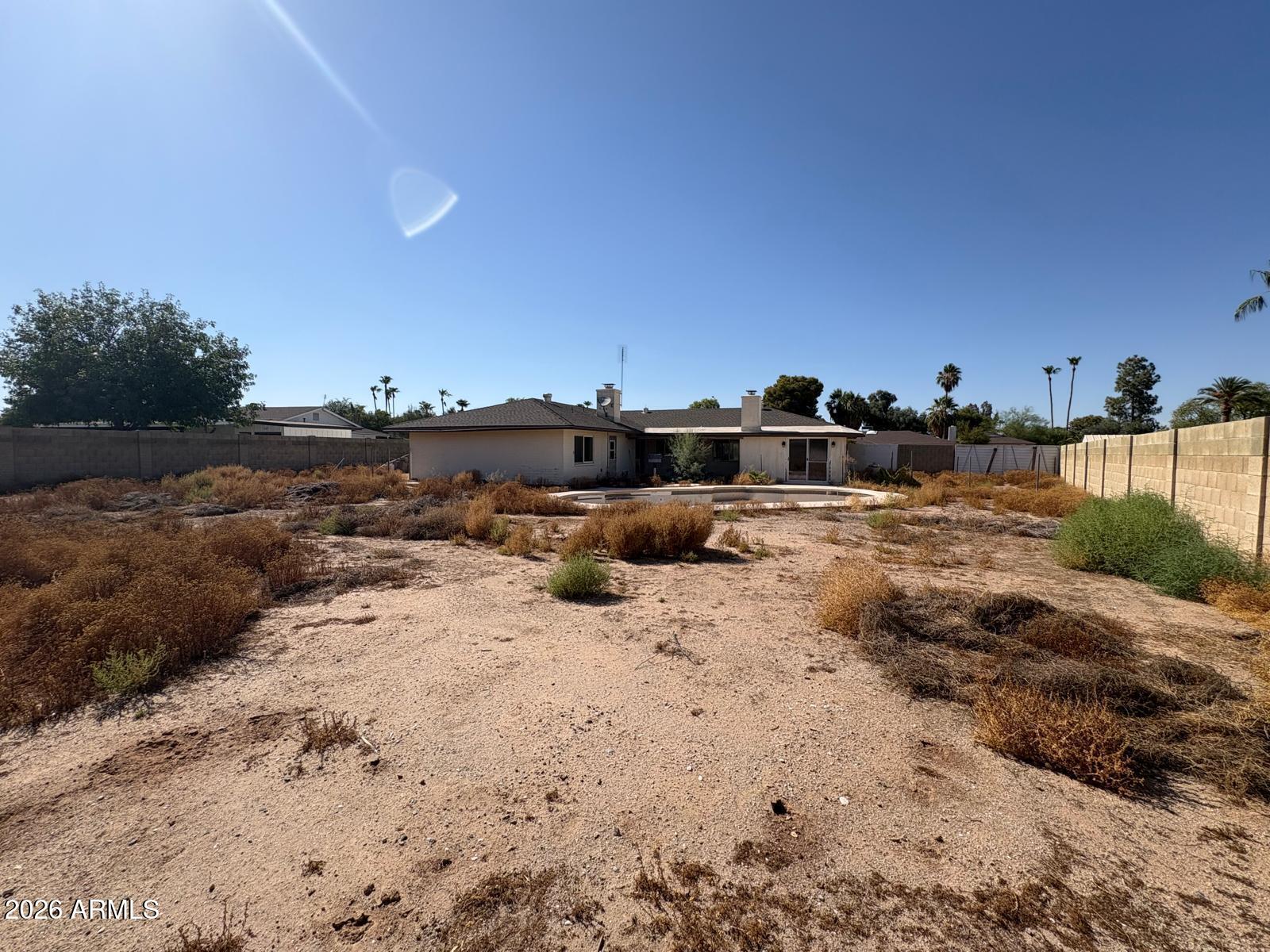 4325 East Shangri La Road Phoenix, AZ 85028 - Photo 10 of 13 4325 E SHANGRI LA RD 11
