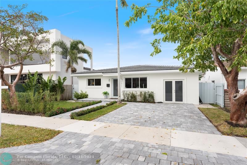 807 Southeast 11th Ct  