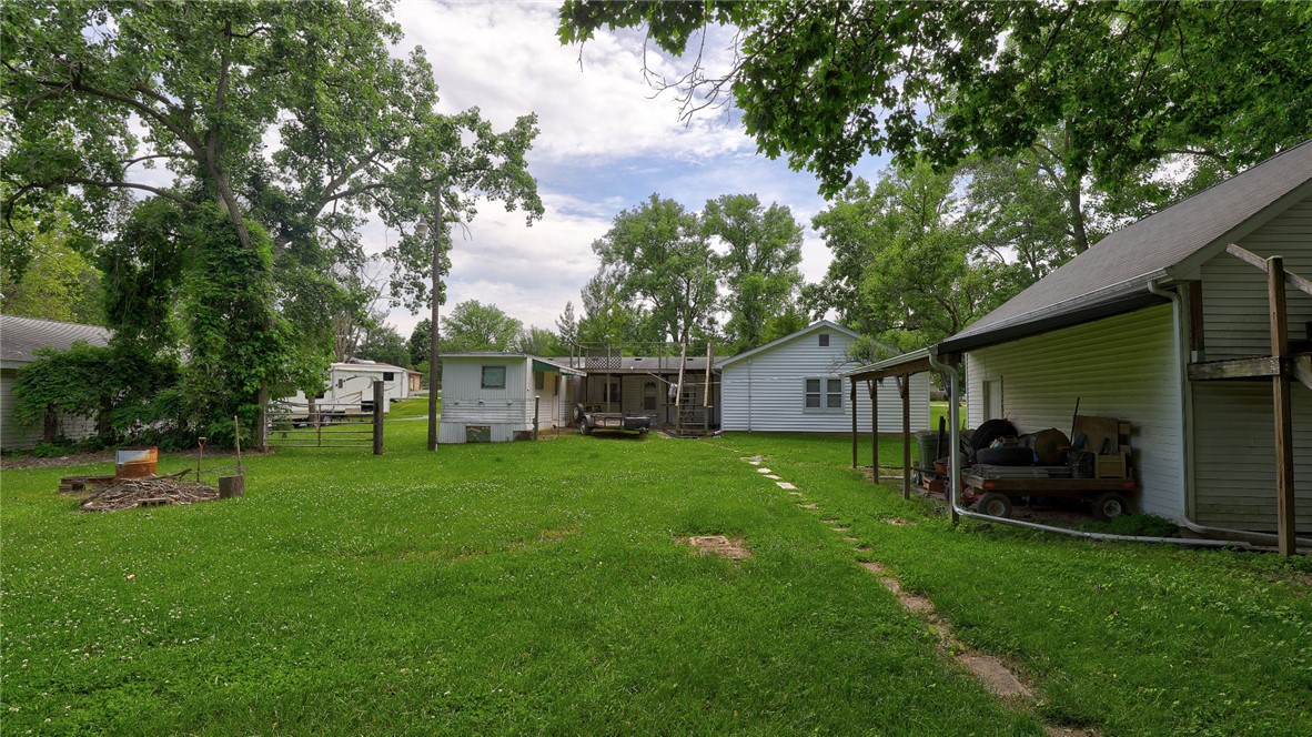 1608 Moorwood Drive Decatur, IL 62521 - Photo 10 of 19
