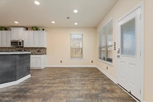 $485,000 | 10003 South Whimbrel Circle, Conroe, TX 77385