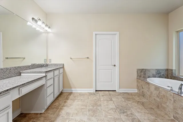 $485,000 | 10003 South Whimbrel Circle, Conroe, TX 77385