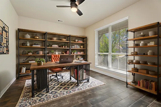 $485,000 | 10003 South Whimbrel Circle, Conroe, TX 77385