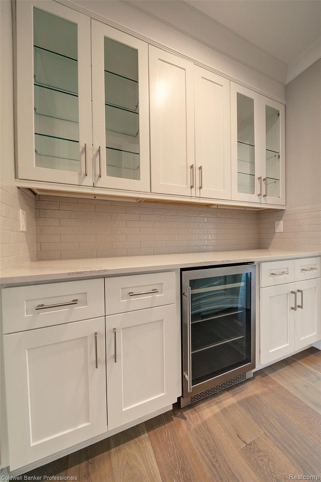 2413 Manchester Road Birmingham, MI 48009 - Photo 42 of 84 4H8A7244_5_6.jpg