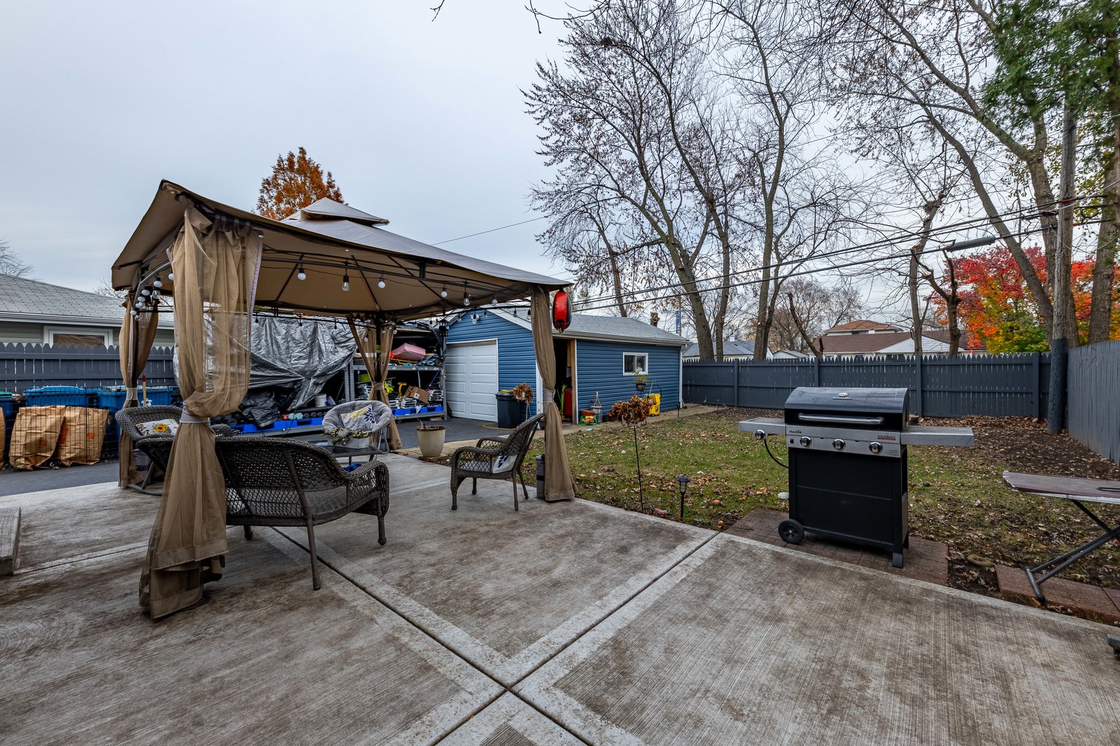 8833 South Corcoran Road Hometown, IL 60456 - Photo 5 of 20