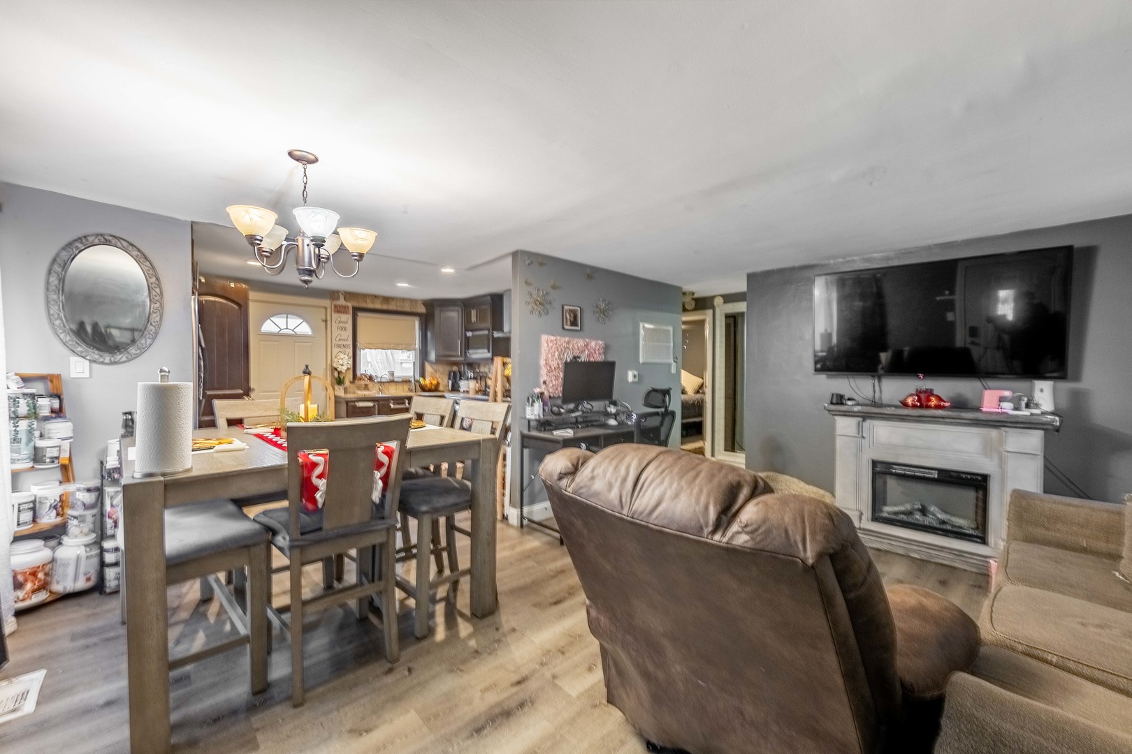 8833 South Corcoran Road Hometown, IL 60456 - Photo 7 of 20