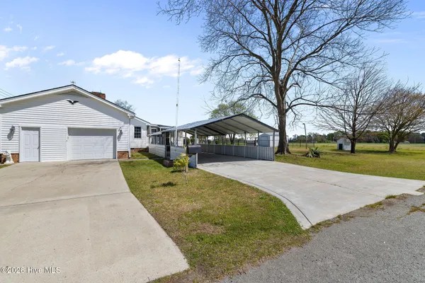 $249,000 | 830 Indian Springs Road, Mount Olive, NC 28365