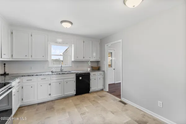 $249,000 | 830 Indian Springs Road, Mount Olive, NC 28365