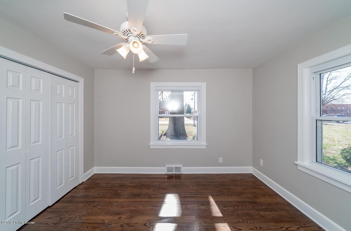 2807 Ralph Avenue Louisville, KY 40216 - Photo 17 of 51 17