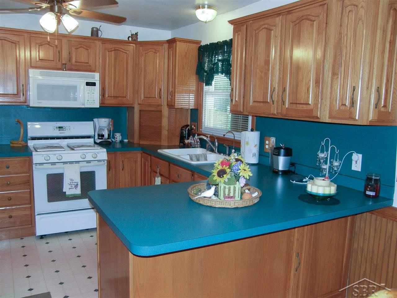 13734 E Road Montrose, MI 48457 - Photo 15 of 17 31392747-14.JPG