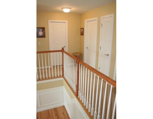 32 Howarth Drive Upton, MA 01568 - Photo 23 of 26