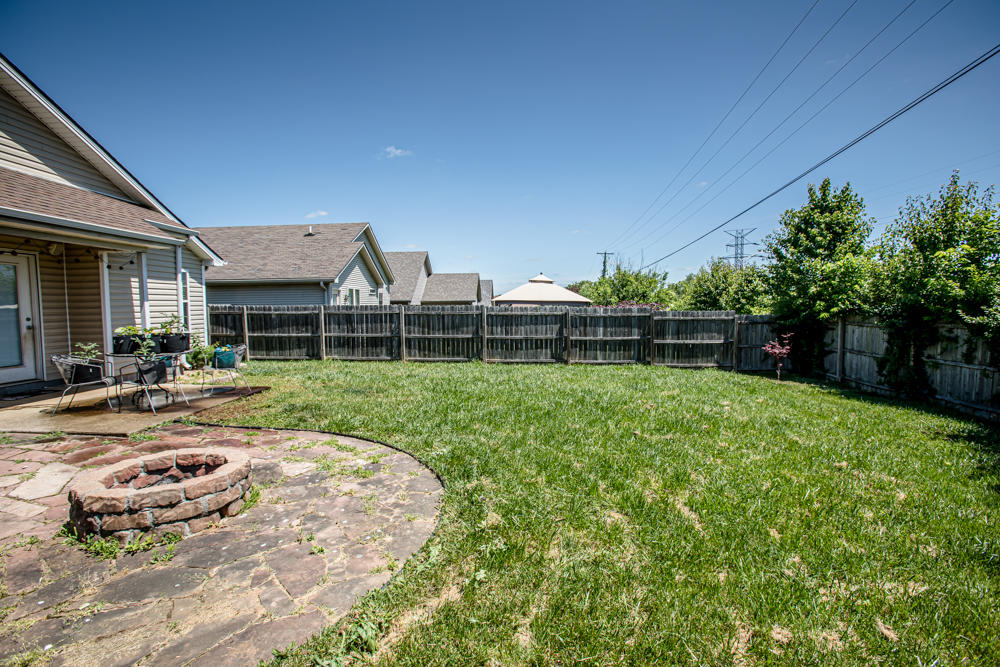 2541 Spring Valley Loop Lexington, KY 40511 - Photo 27 of 33 1F9A1893
