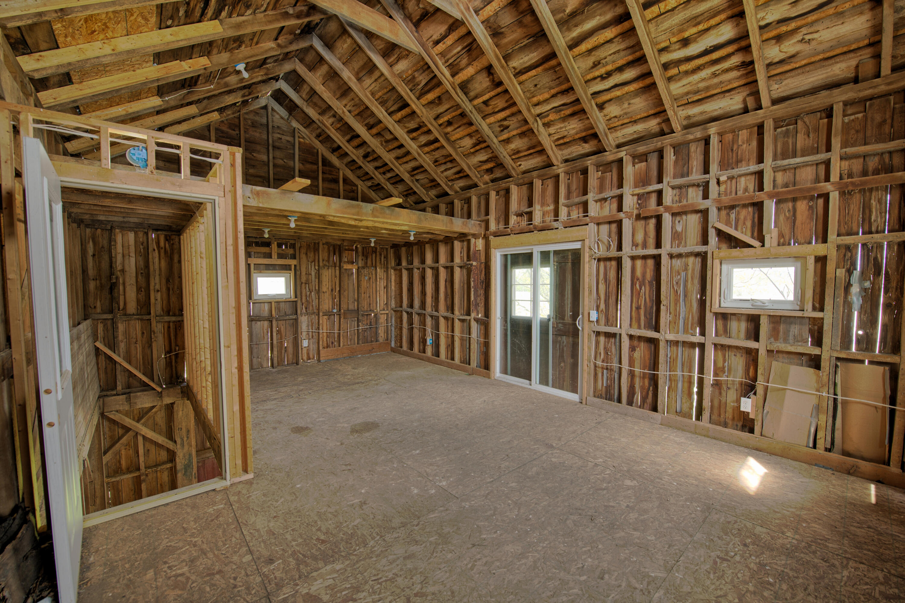8250 Oneida Road Grand Ledge, MI 48837 - Photo 37 of 55 Bonus area above garage