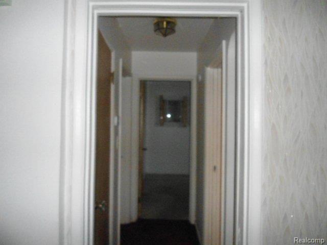 15095 Ashton Road Detroit, MI 48223 - Photo 8 of 19 DSC09004.JPG