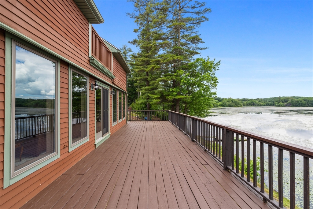 152 Kimball Road Amesbury, MA 01913 - Photo 10 of 37