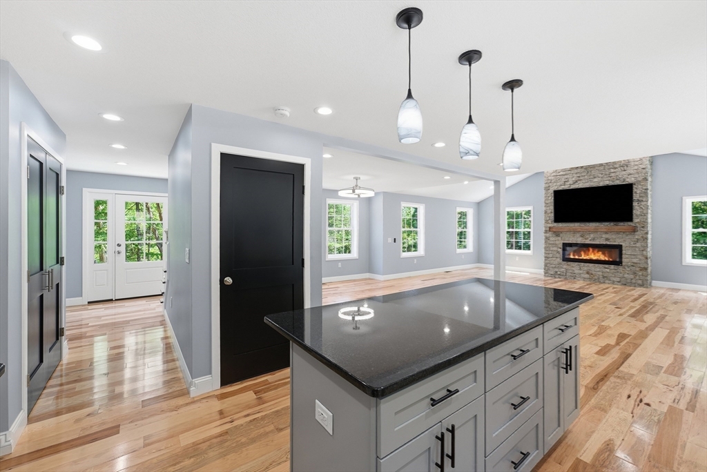 193 Lower Hampden Road Monson, MA 01057 - Photo 15 of 41