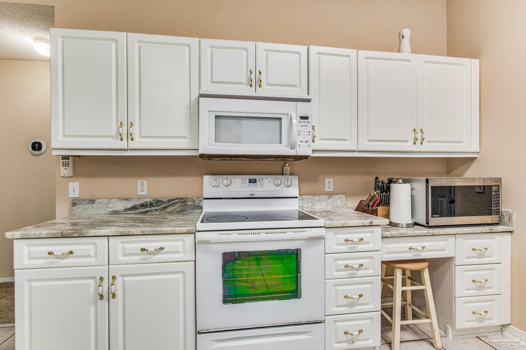 2586 Crescent Road Navarre, FL 32566 - Photo 10 of 50