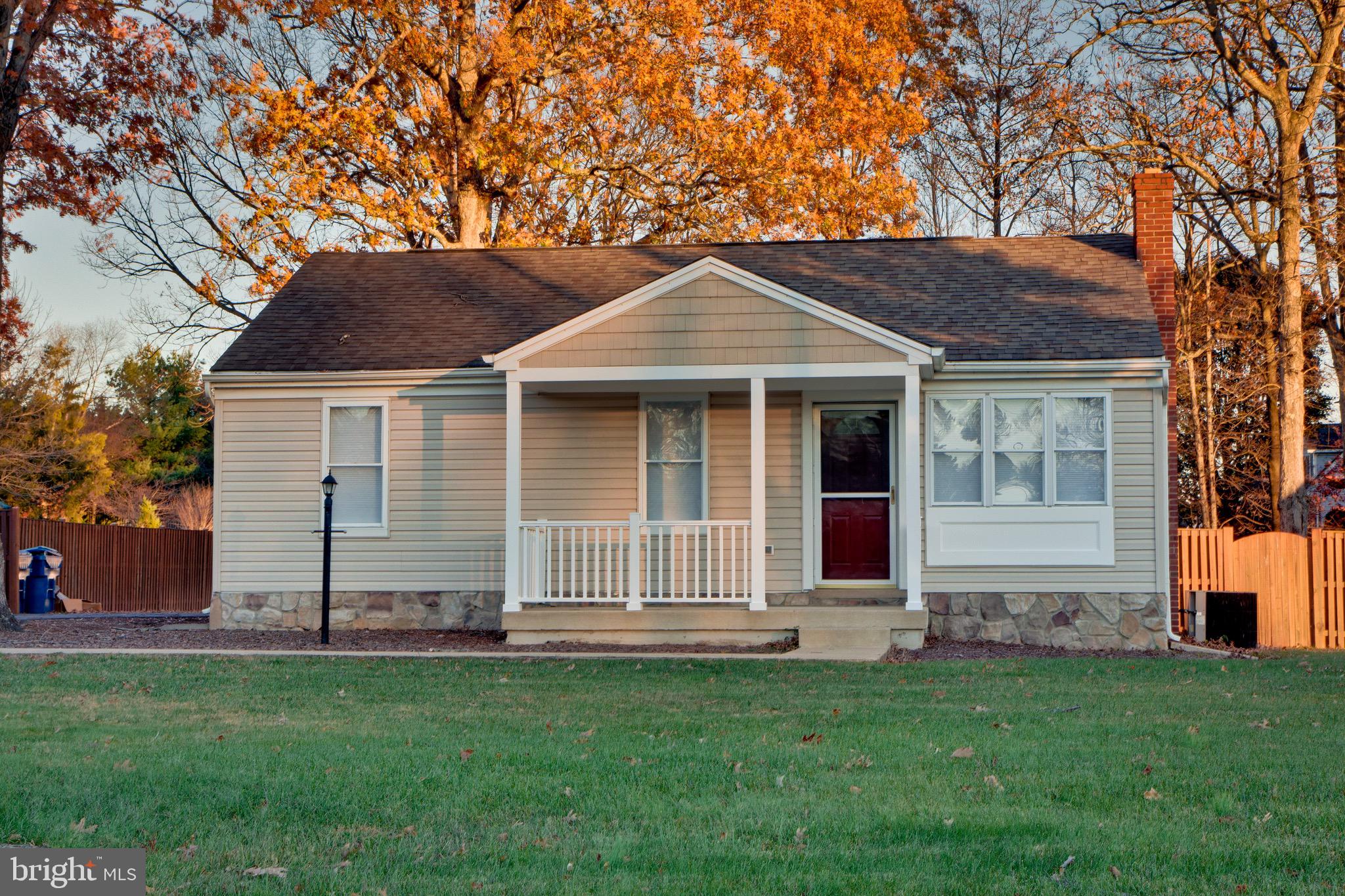5605 Clifton Road Clifton, VA 20124 - Photo 1 of 18 Gallery Image 1