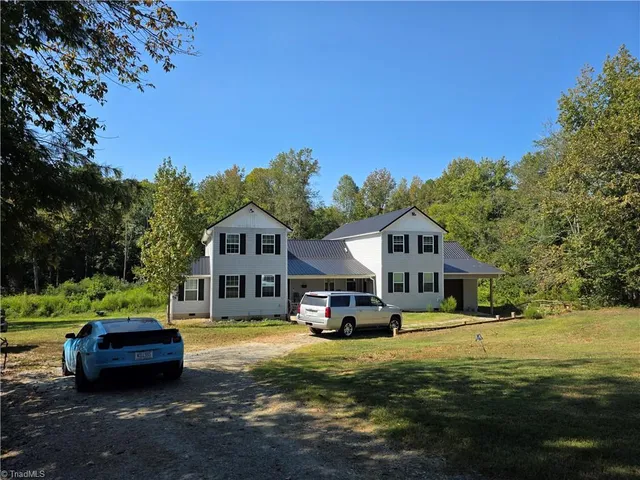 $615,000 | 252 Lynn Drive, Lexington, NC 27292