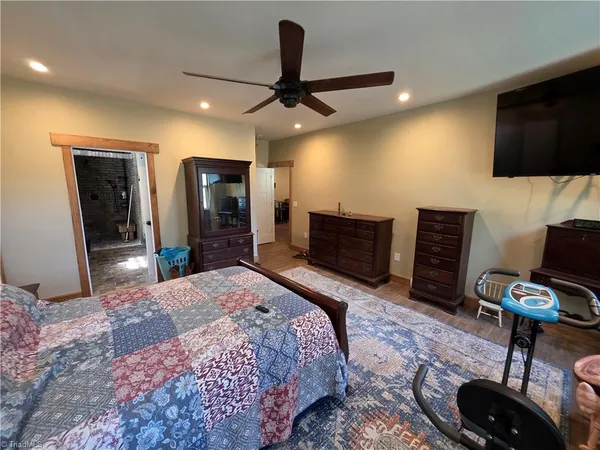 $600,000 | 252 Lynn Drive, Lexington, NC 27292