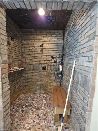 $600,000 | 252 Lynn Drive, Lexington, NC 27292