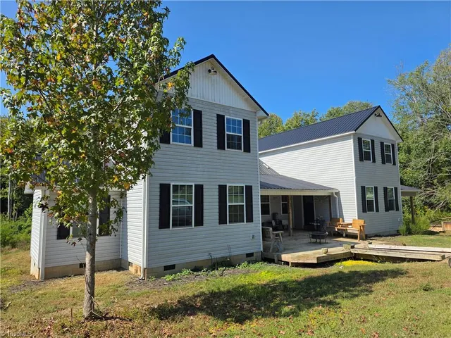 $615,000 | 252 Lynn Drive, Lexington, NC 27292