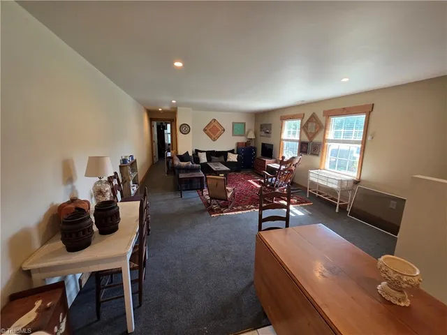 $615,000 | 252 Lynn Drive, Lexington, NC 27292