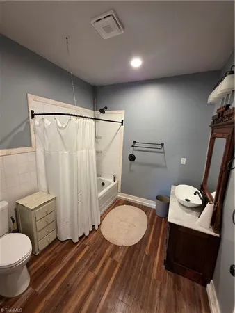 $600,000 | 252 Lynn Drive, Lexington, NC 27292