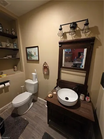 $615,000 | 252 Lynn Drive, Lexington, NC 27292