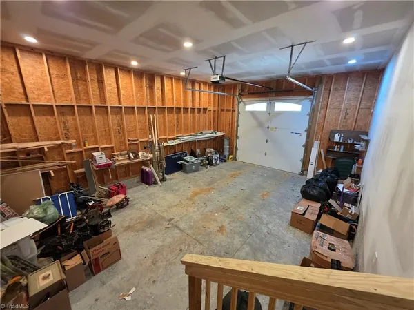 $600,000 | 252 Lynn Drive, Lexington, NC 27292